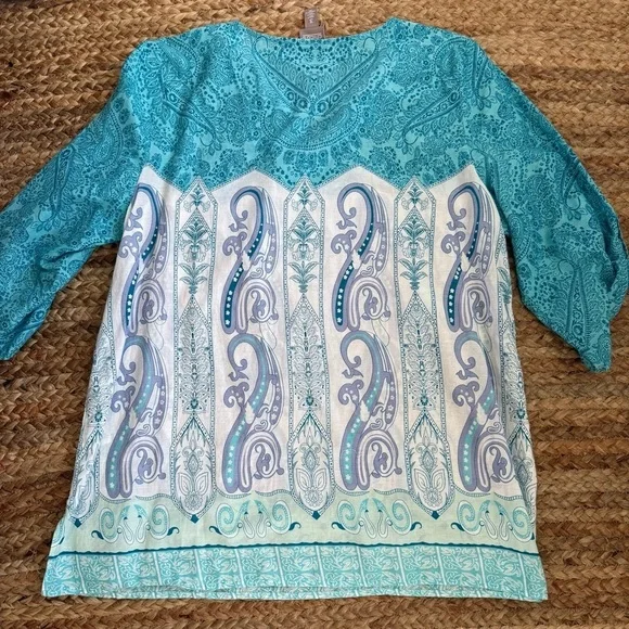 Chicos XL (Size 3) Blue Turquoise Tunic Top with Sequin Detail at Neckline - Picture 8 of 8